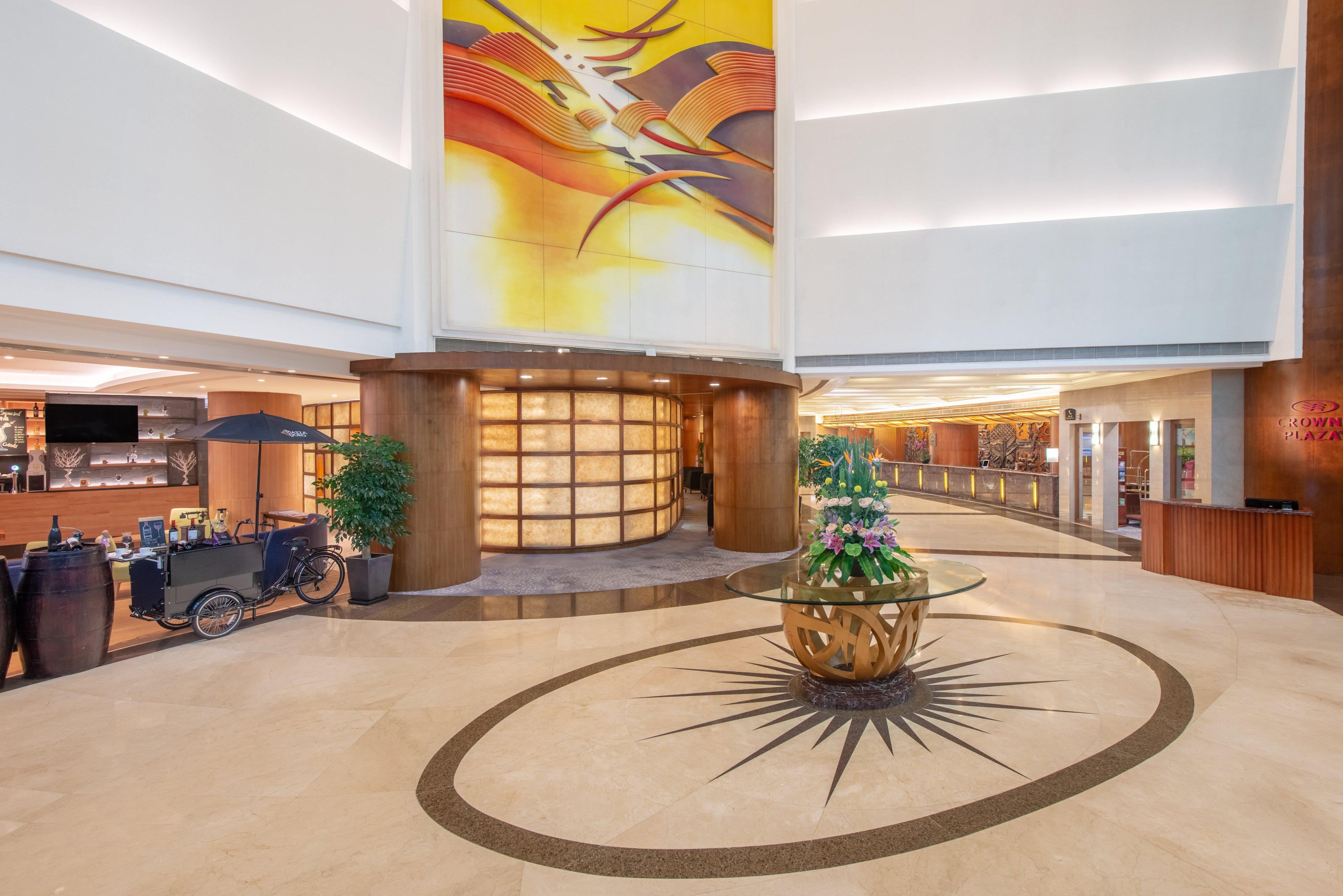 Crowne Plaza Zhuhai City Center By Ihg - Offers Free One-Way Shuttle To Chimelong Ocean Kingdom Ngoại thất bức ảnh