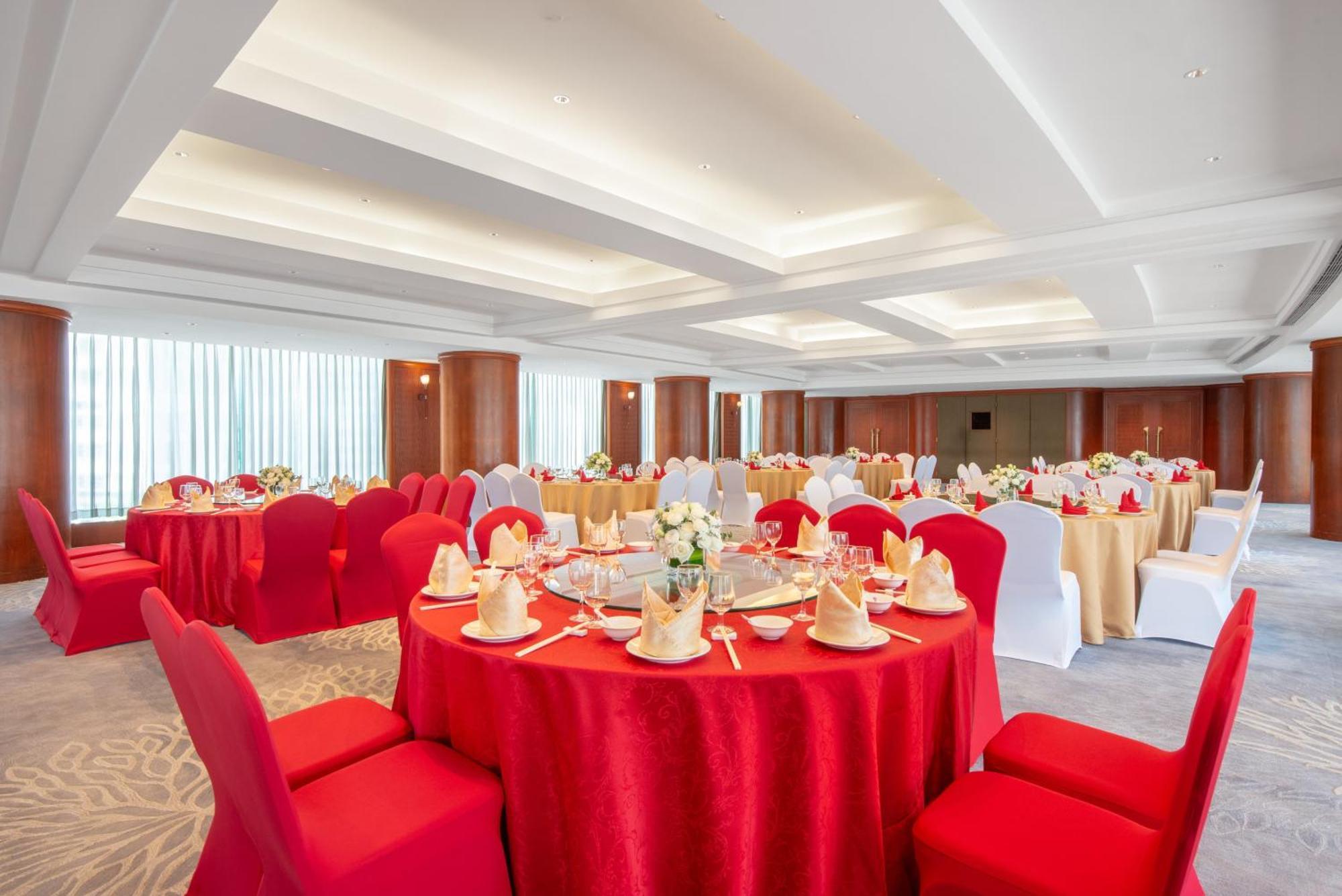 Crowne Plaza Zhuhai City Center By Ihg - Offers Free One-Way Shuttle To Chimelong Ocean Kingdom Ngoại thất bức ảnh