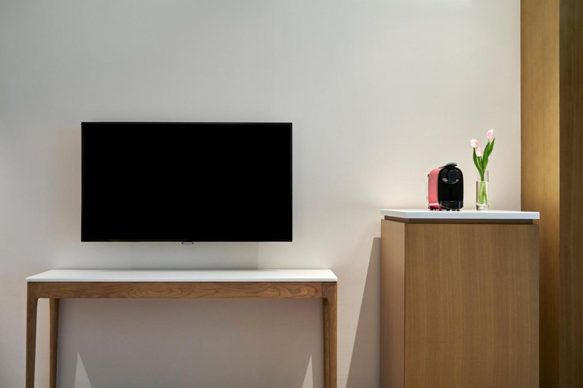 Crowne Plaza Zhuhai City Center By Ihg - Offers Free One-Way Shuttle To Chimelong Ocean Kingdom Ngoại thất bức ảnh