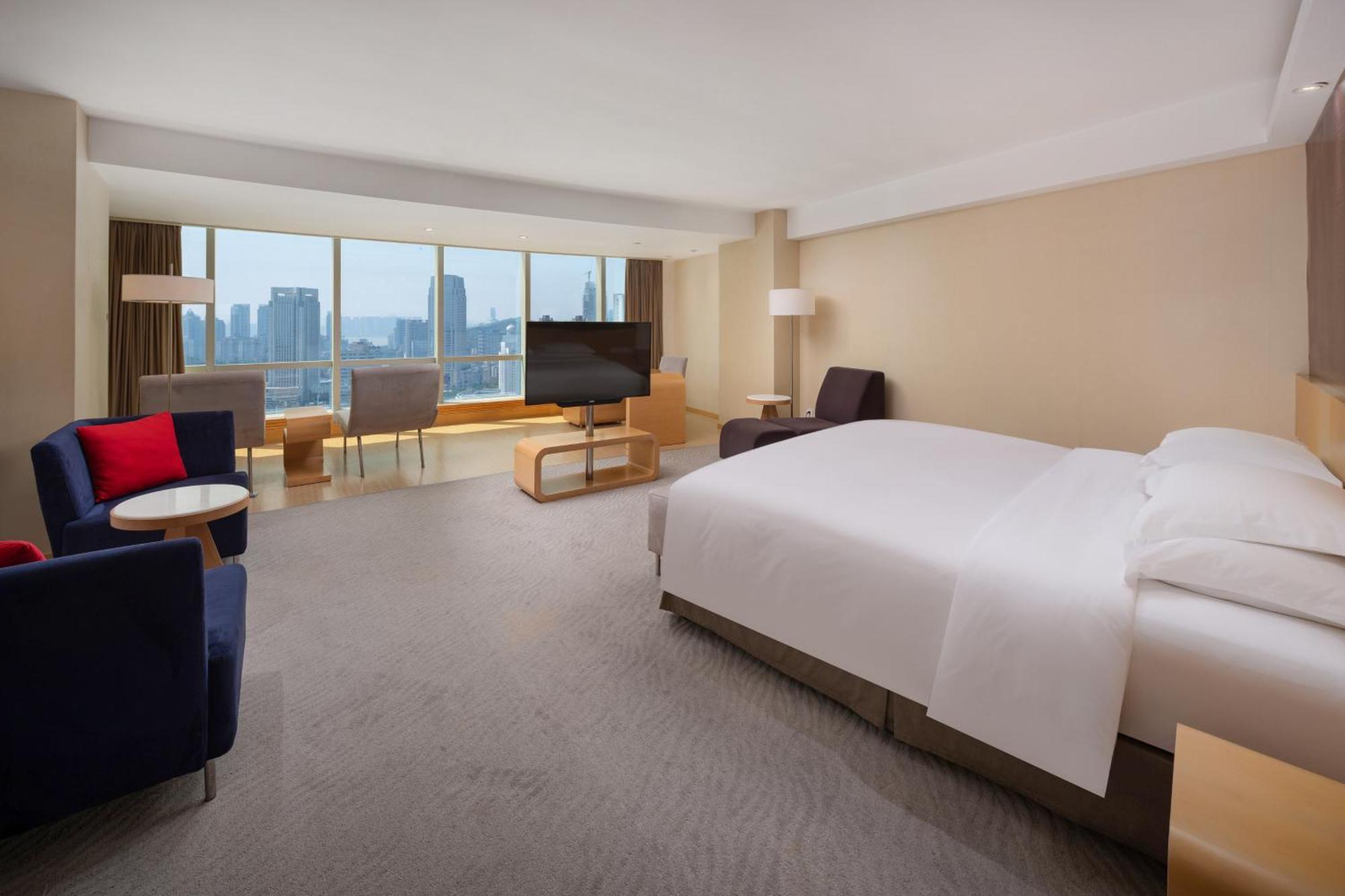 Crowne Plaza Zhuhai City Center By Ihg - Offers Free One-Way Shuttle To Chimelong Ocean Kingdom Ngoại thất bức ảnh